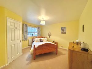 Photo 16- click for photo gallery